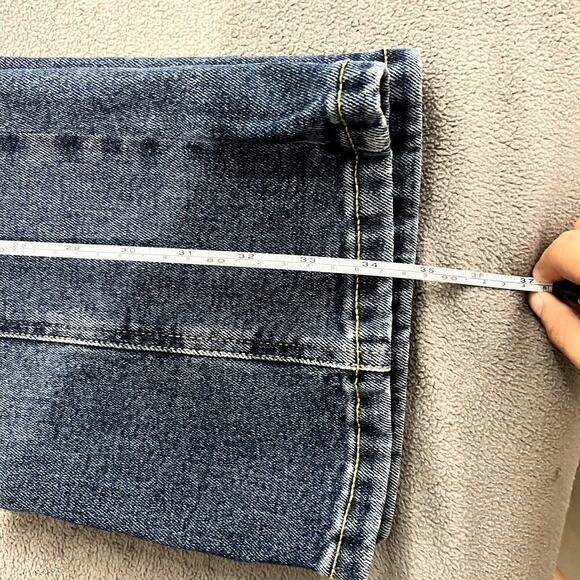 Michael Kors Cropped Flare High Rise Slim Through Hip & Thigh Jeans Size 8 - Picture 10 of 10